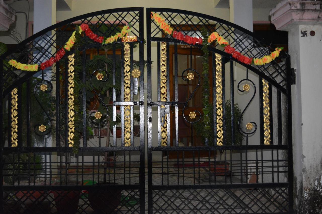 Pratibha Home Stay جبلبور المظهر الخارجي الصورة